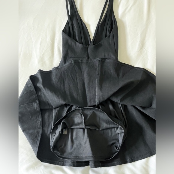 Lulu’s Black Deep V-Neck Fit and Flare Mini Party Dress Size XS - Picture 15 of 16